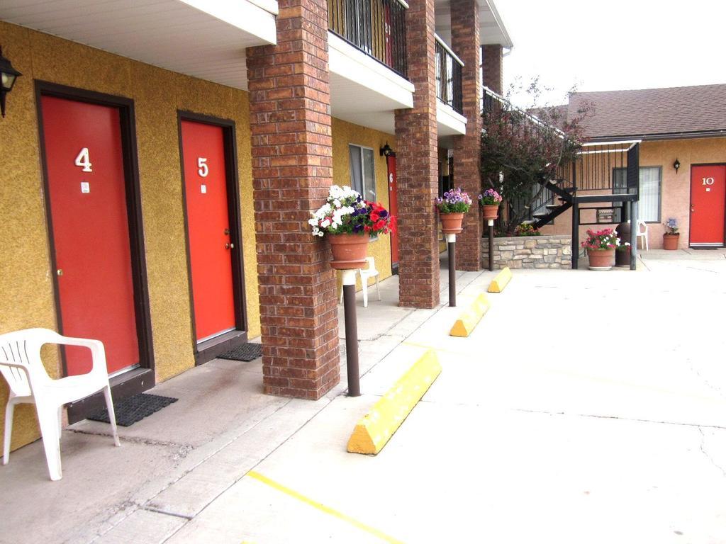Color Country Motel Panguitch Exterior photo