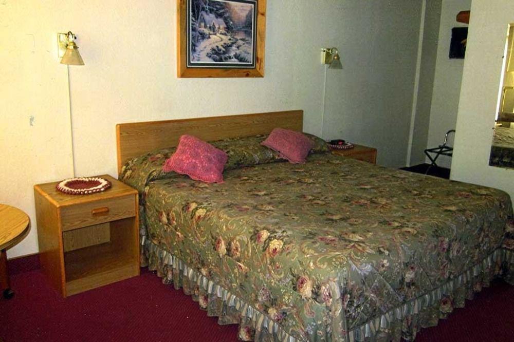 Color Country Motel Panguitch Exterior photo